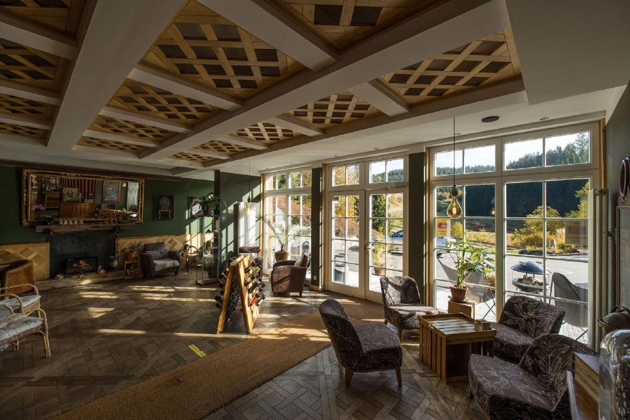 Berghotel Und Restaurant Kraeuter Chalet 푸르트완겐 외부 사진