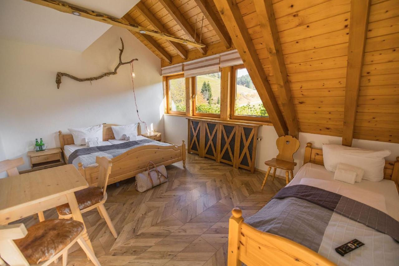 Berghotel Und Restaurant Kraeuter Chalet 푸르트완겐 외부 사진