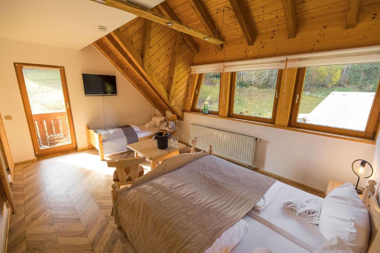 Berghotel Und Restaurant Kraeuter Chalet 푸르트완겐 외부 사진